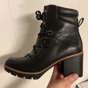 Naturalizer “Madie” Boot